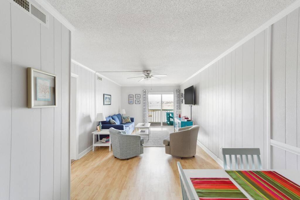 Right Across Beach Pool View Private Balcony By Zen Living Short Term Rental Myrtle Beach Eksteriør bilde